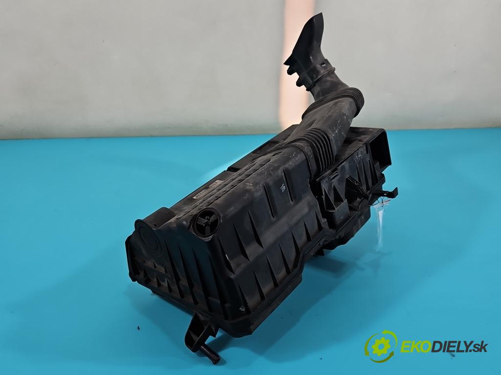 Ford S-max 2.5 T 20V 220KM manual 162 kW 2521 cm3 5- obal filtra vzduchu 30677718 (Kryty filtrů)