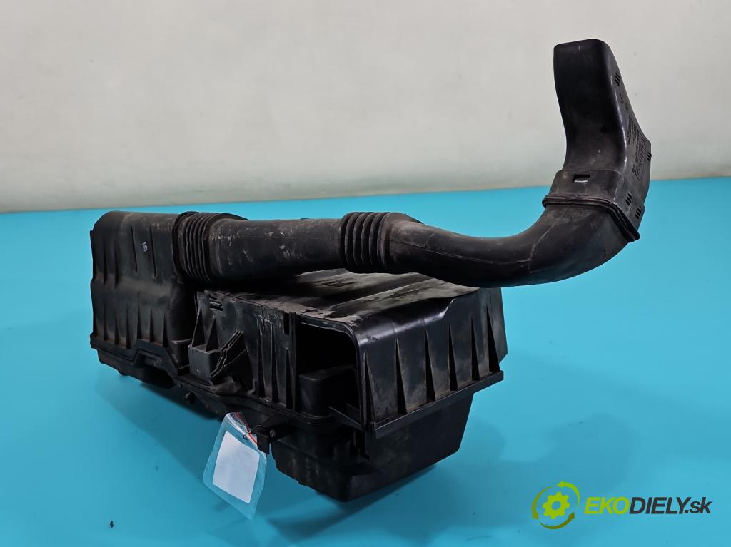 Ford S-max 2.5 T 20V 220KM manual 162 kW 2521 cm3 5- obal filtra vzduchu 30677718 (Kryty filtrů)