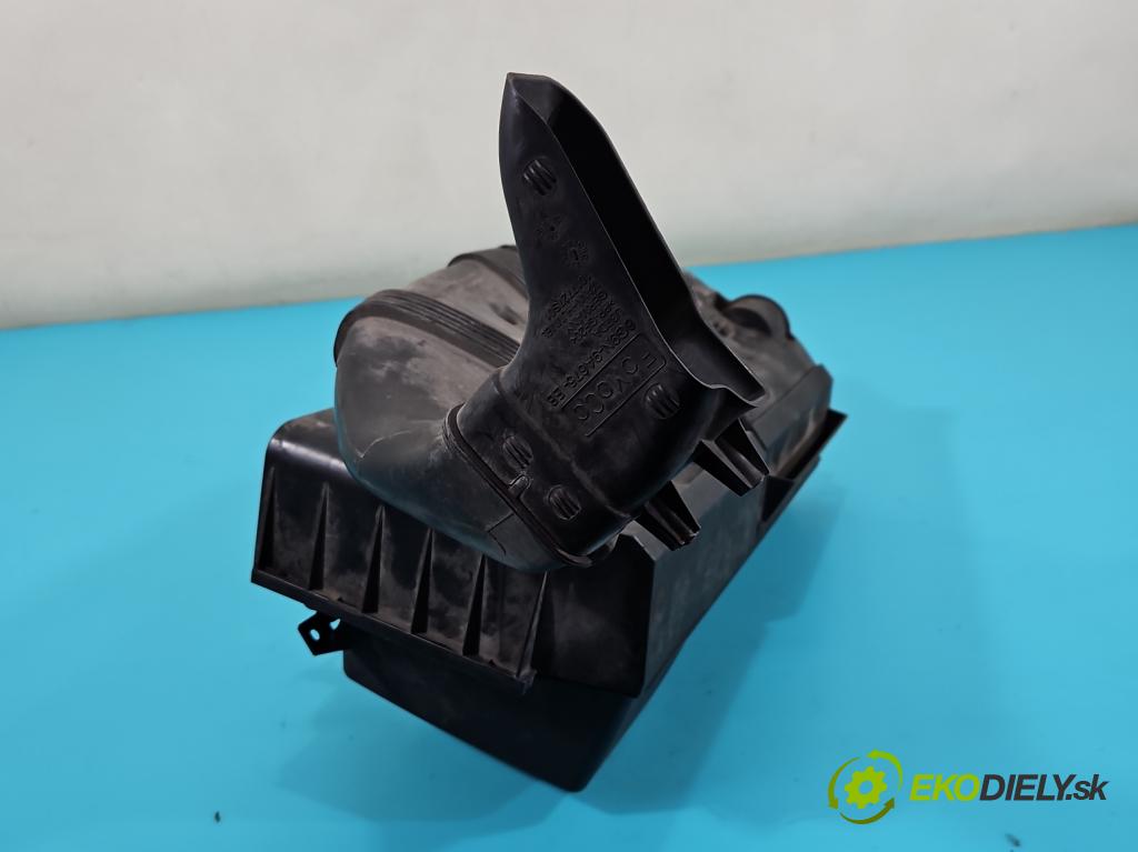 Ford S-max 2.5 T 20V 220KM manual 162 kW 2521 cm3 5- obal filtra vzduchu 30677718 (Kryty filtrů)