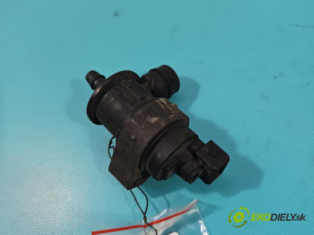 Ford S-max 2.5 20V 220KM manual 162 kW 2521 cm3 5- ventil podtlaku 8653909 (Ventily)