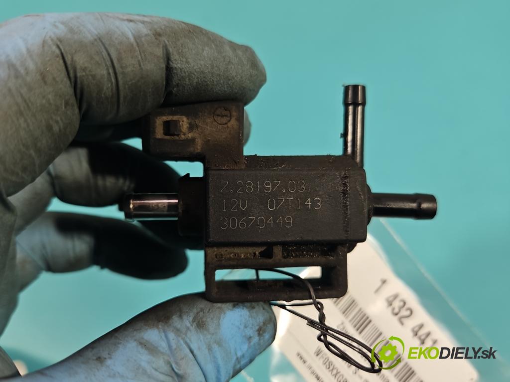 Ford S-max 2.5 20V 220KM manual 162 kW 2521 cm3 5- ventil podtlaku 72819703 (Ventily)