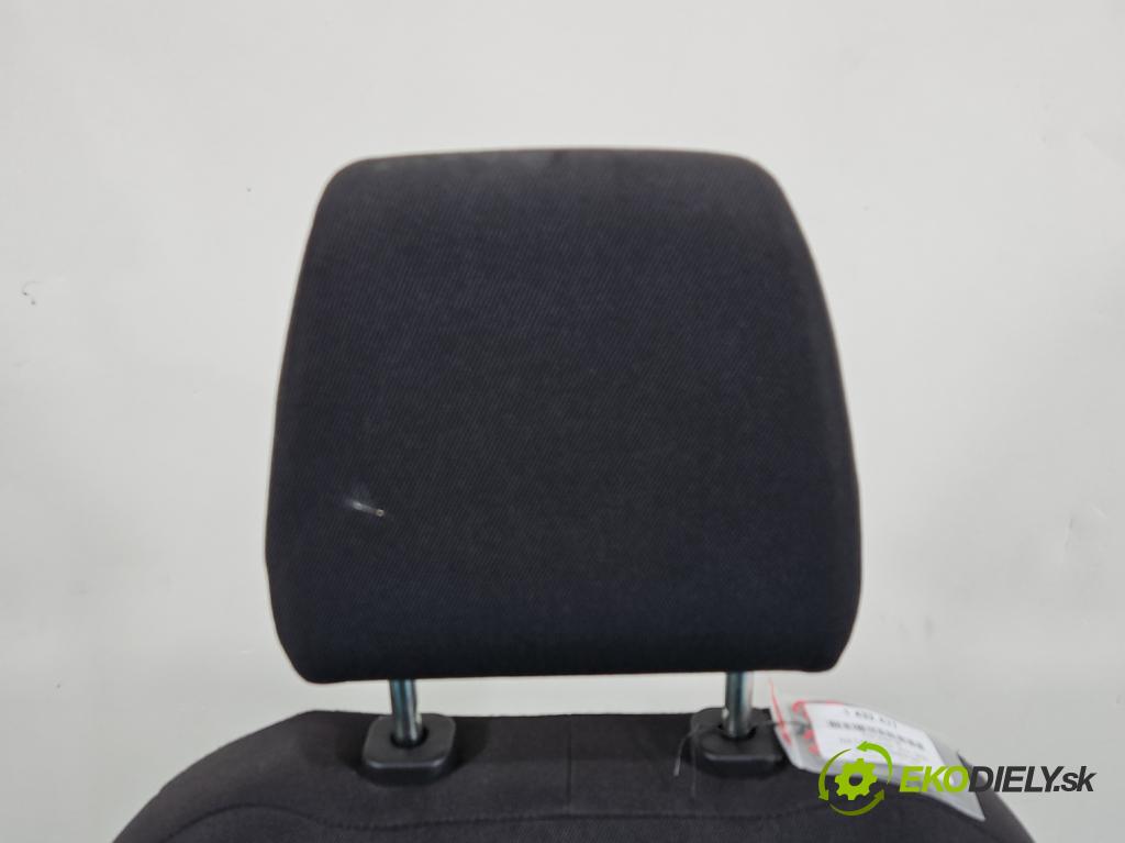 Ford Transit Courier  2014-2023 1.5 tdci 100 HP manual 73,8 kW 1499 cm3 5- Sedačka pravý  (Sedačka, sedadlo)