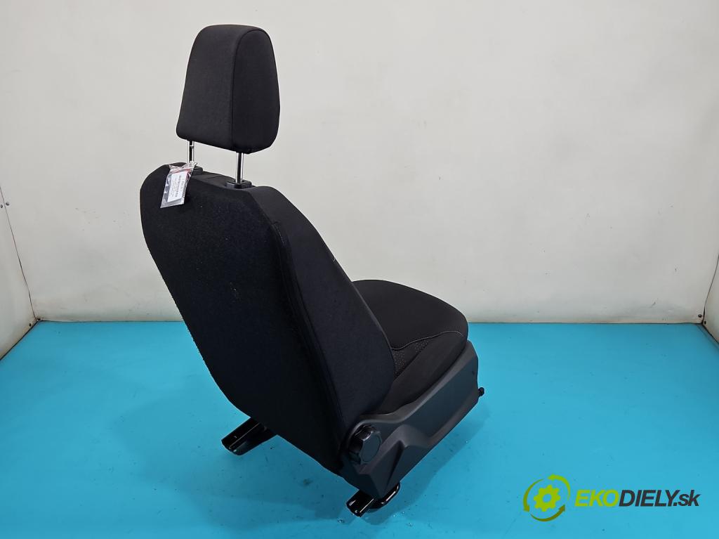 Ford Transit Courier  2014-2023 1.5 tdci 100 HP manual 73,8 kW 1499 cm3 5- Sedačka pravý  (Sedačka, sedadlo)