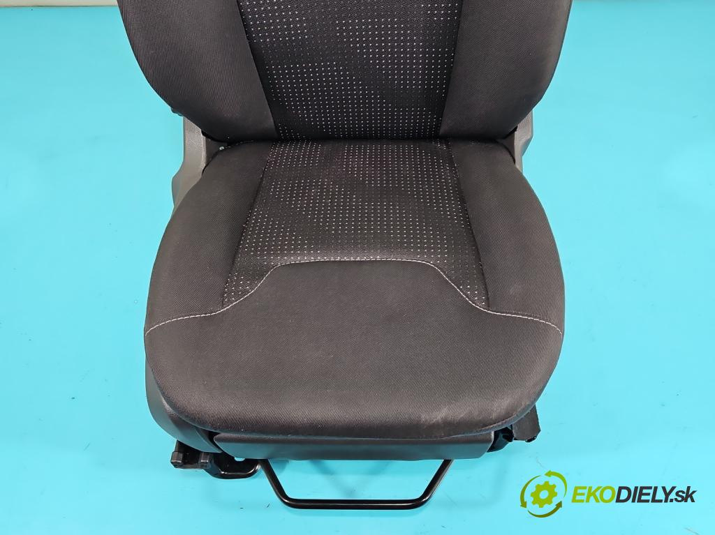 Ford Transit Courier  2014-2023 1.5 tdci 100 HP manual 73,8 kW 1499 cm3 5- Sedačka pravý  (Sedačka, sedadlo)