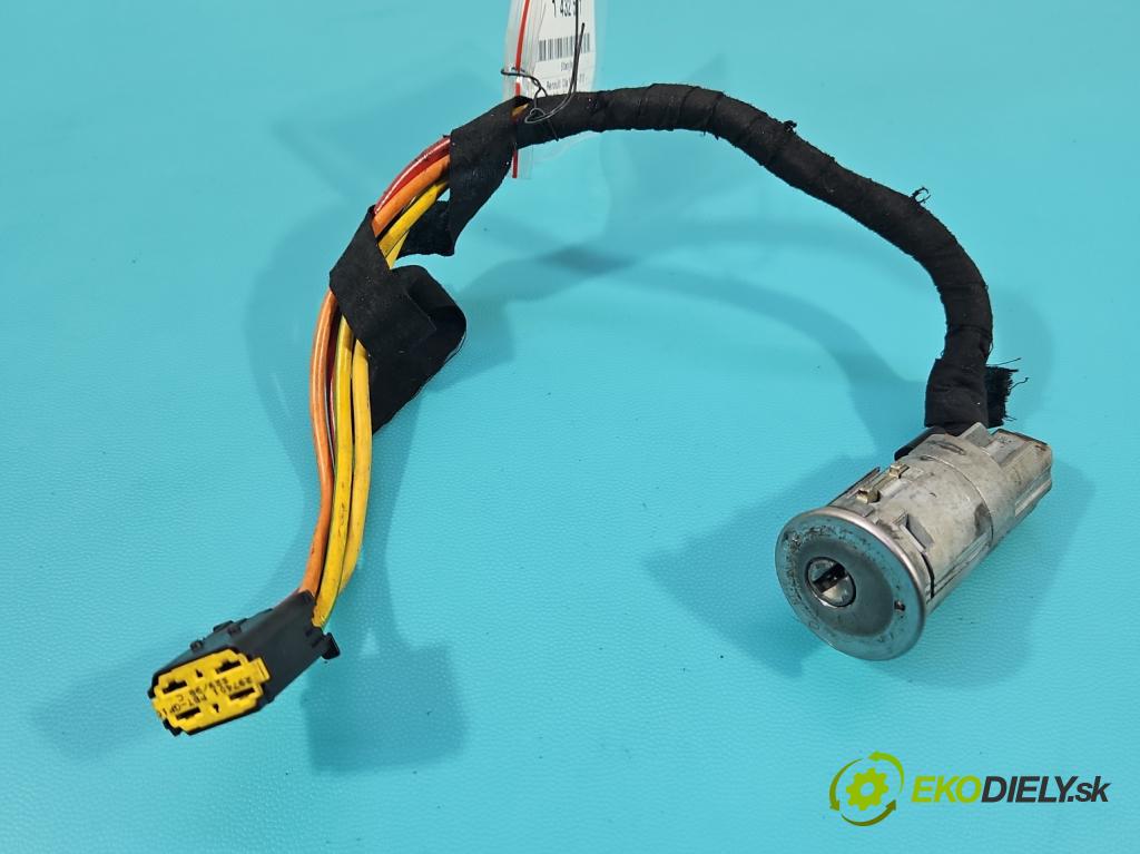 Renault Clio II 1998-2012 1.4 8V 75 HP manual 55 kW 1390 cm3 5- Spínačka (Spínacia skrinka)