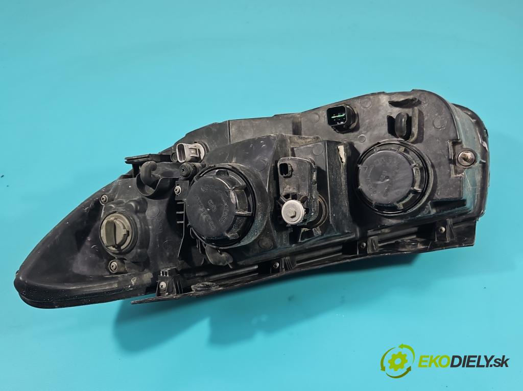 Hyundai Santa Fe II 2006-2012 2.2 CRDI 150 HP automatic 110 kW 2188 cm3 5- Reflektor: pravý 92102-2BXXX (Svetlo predné pravé)