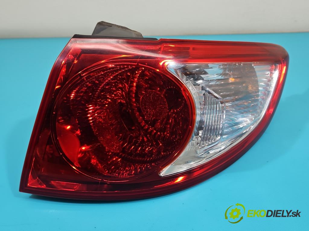 Hyundai Santa Fe II 2006-2012 2.2 CRDI 150 hp automatic 110 kW 2188 cm3 5- světlo zadní pravé 92402-2B0 (Klika dveří ostatní)