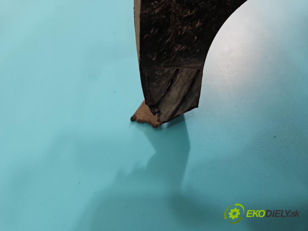 Opel Corsa D 2006-2014 1.4 16V 90 hp manual 66 kW 1364 cm3 5- stěna přední  (Výztuhy přední)