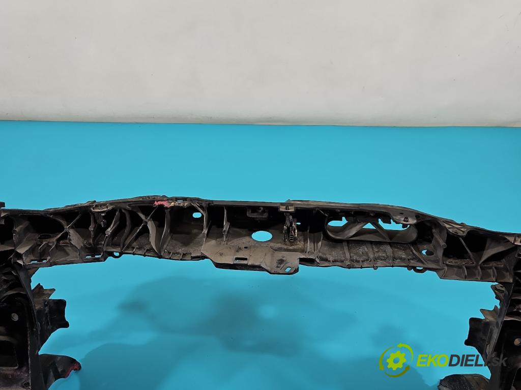 Opel Corsa D 2006-2014 1.4 16V 90 hp manual 66 kW 1364 cm3 5- stěna přední  (Výztuhy přední)