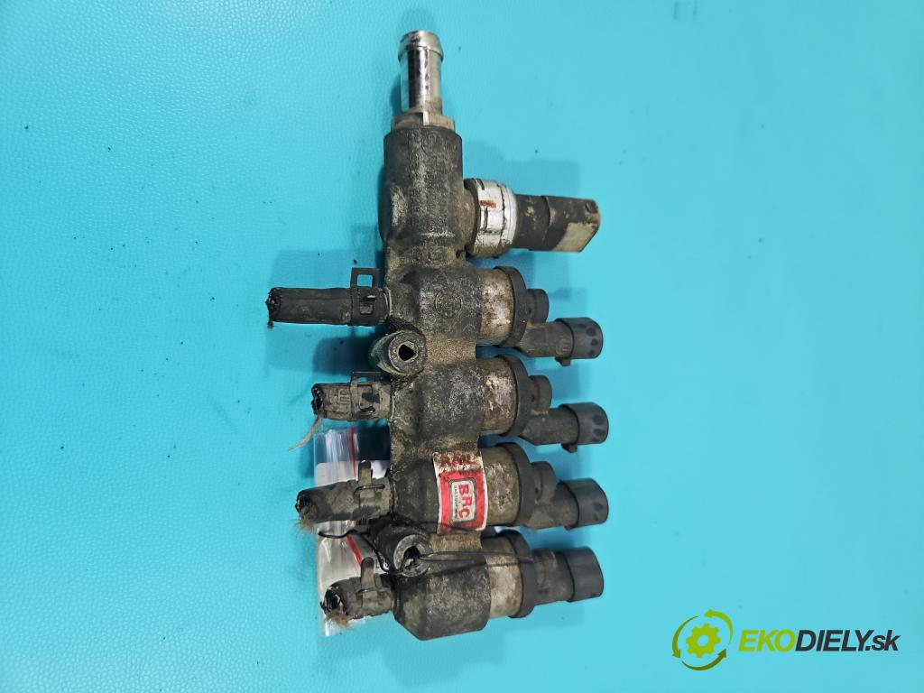 Opel Corsa D 2006-2014 1.4 16V 90 HP manual 66 kW 1364 cm3 5- vstrek LPG BRC NIEBIESKIE