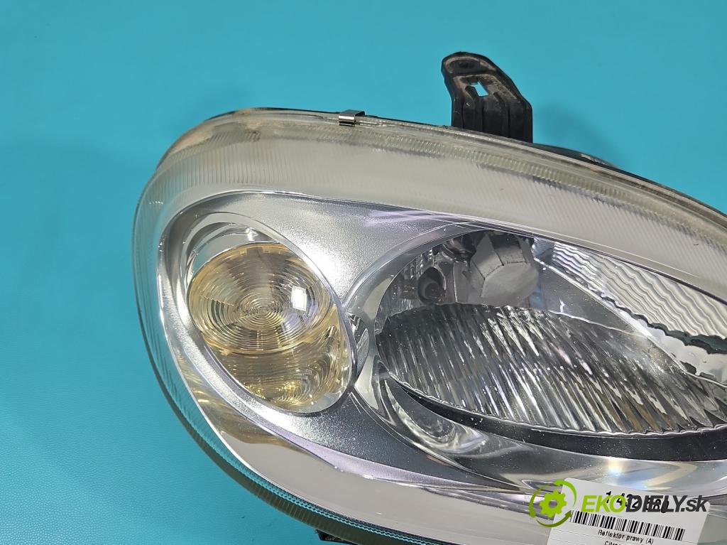Citroen Saxo 1.1 8V 60 HP manual 44 kW 1124 cm3 5- Reflektor: pravý 9636331680 (Svetlo predné pravé)