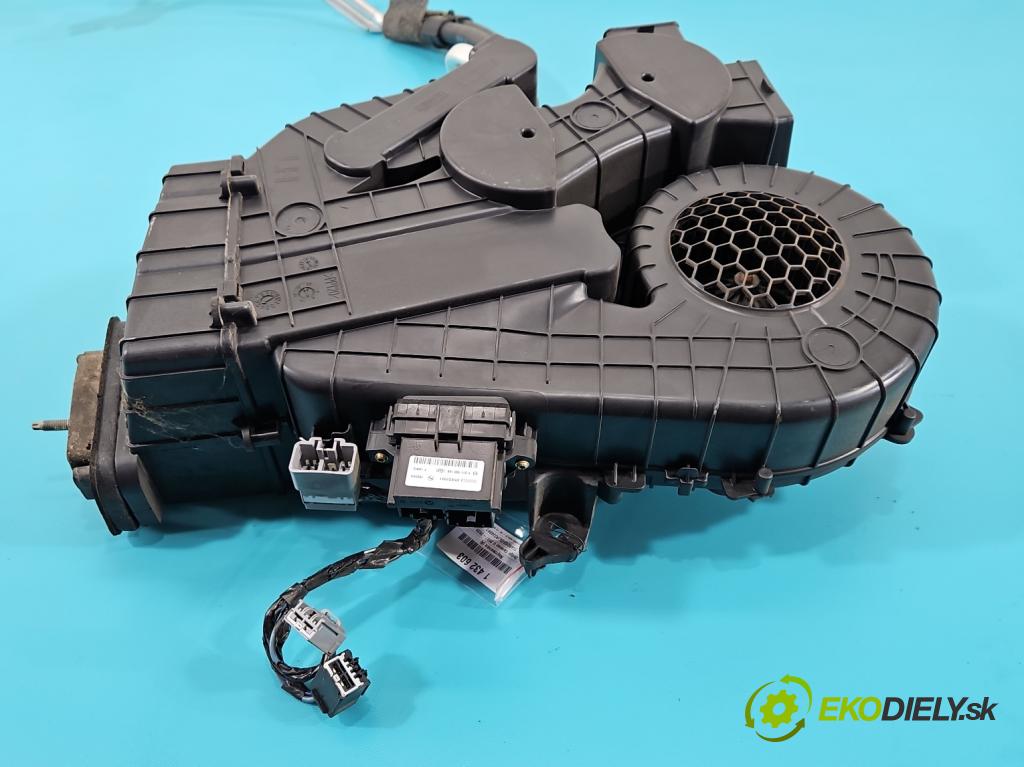 Dodge Caravan V 2007-2020 3.6 V6 automatic 211 kW 3605 cm3 5- radiator P68300368AC (Radiátor kúrenia)