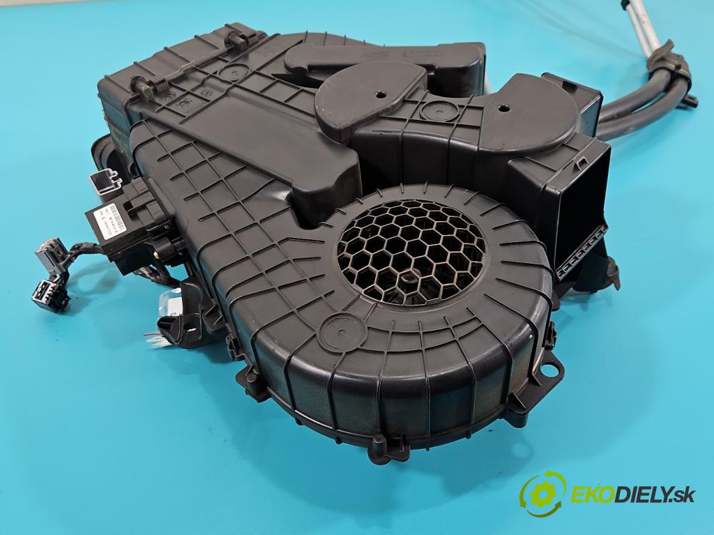 Dodge Caravan V 2007-2020 3.6 V6 automatic 211 kW 3605 cm3 5- radiator P68300368AC (Radiátor kúrenia)