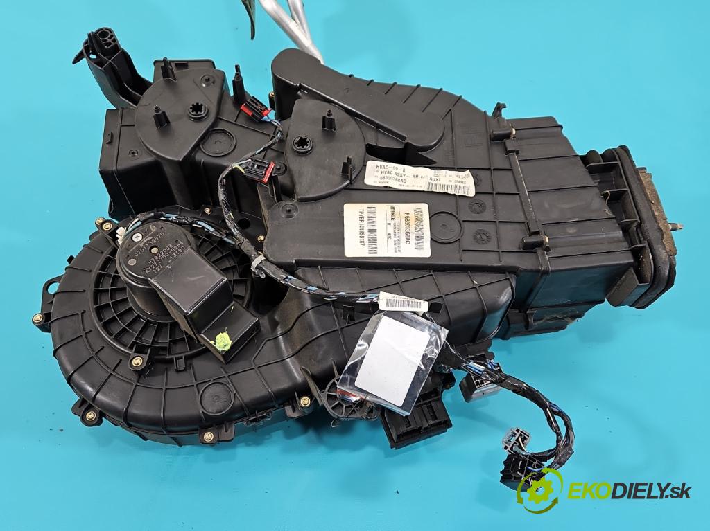 Dodge Caravan V 2007-2020 3.6 V6 automatic 211 kW 3605 cm3 5- radiator P68300368AC (Radiátor kúrenia)