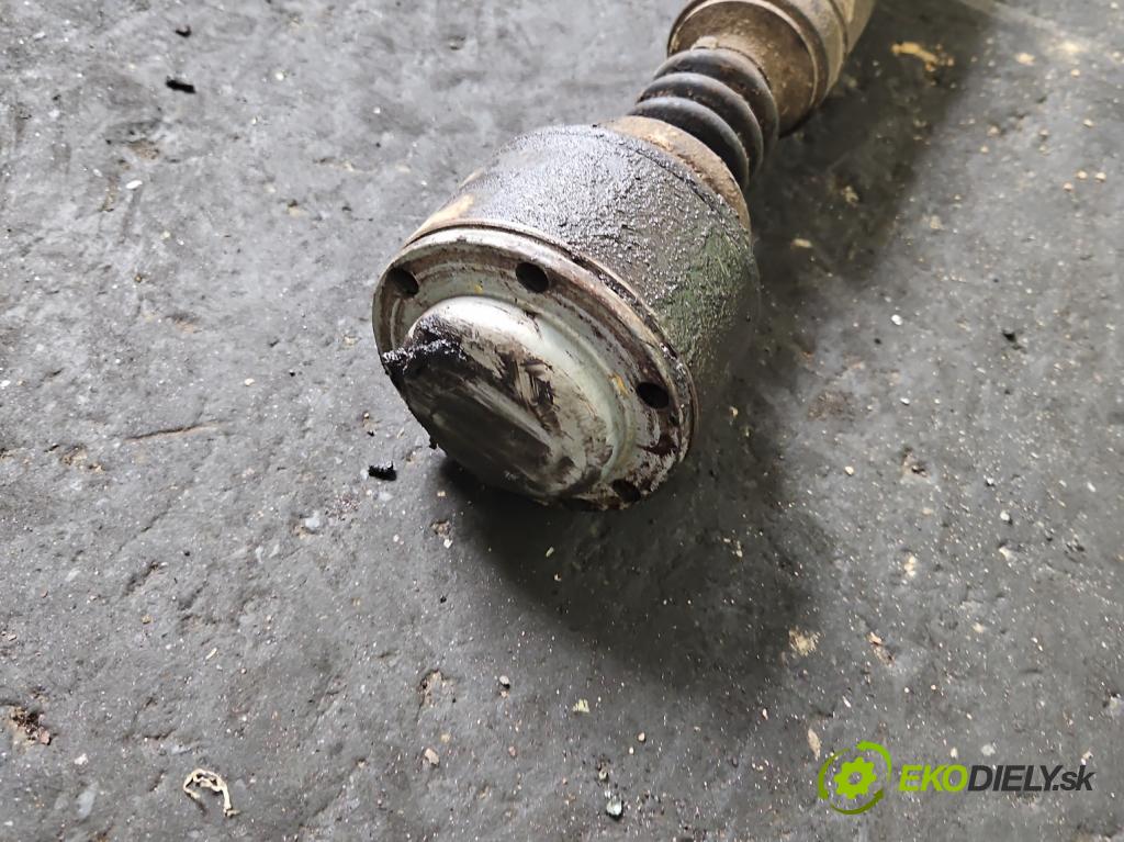 Land rover Freelander I 1998-2006 1.8 16V 117 HP manual 86 kW 1796 cm3 5- Hřídel: zadné  (Kardaňový hriadeľ)