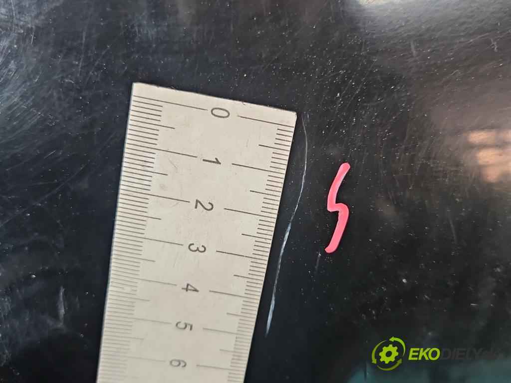 Land rover Freelander I 1998-2006 1.8 16V 117 hp manual 86 kW 1796 cm3 5- zadní kufrové dveře  (Zadní kapoty)