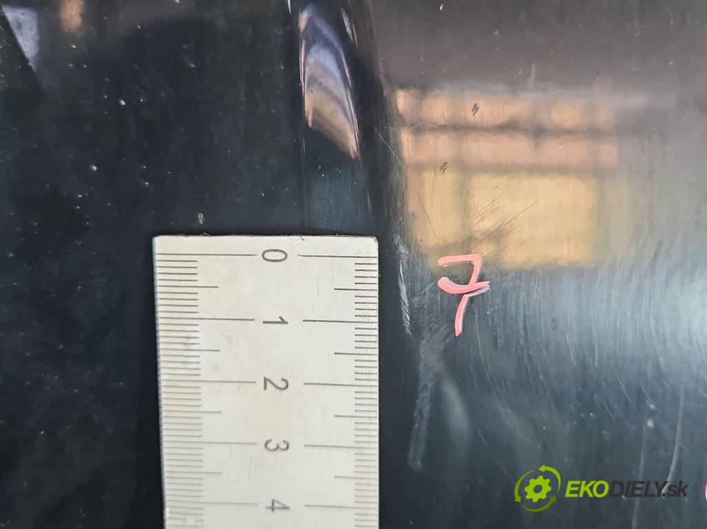 Land rover Freelander I 1998-2006 1.8 16V 117 hp manual 86 kW 1796 cm3 5- zadní kufrové dveře  (Zadní kapoty)