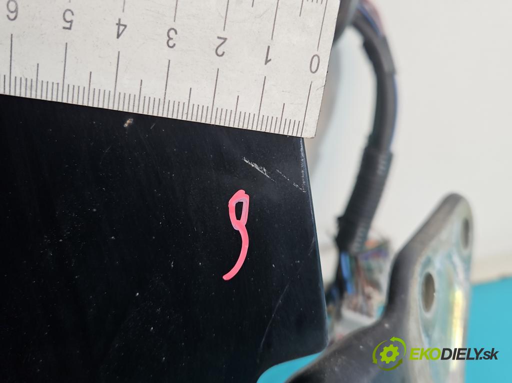 Land rover Freelander I 1998-2006 1.8 16V 117 hp manual 86 kW 1796 cm3 5- zadní kufrové dveře  (Zadní kapoty)