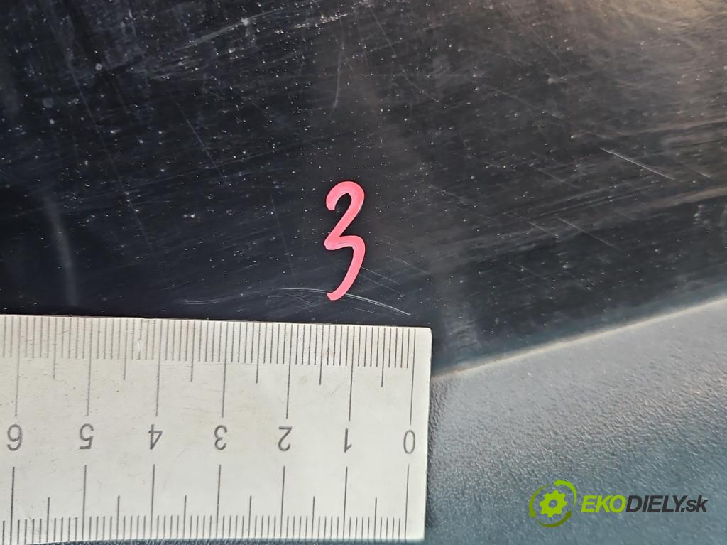 Land rover Freelander I 1998-2006 1.8 16V 117 hp manual 86 kW 1796 cm3 5- zadní kufrové dveře  (Zadní kapoty)