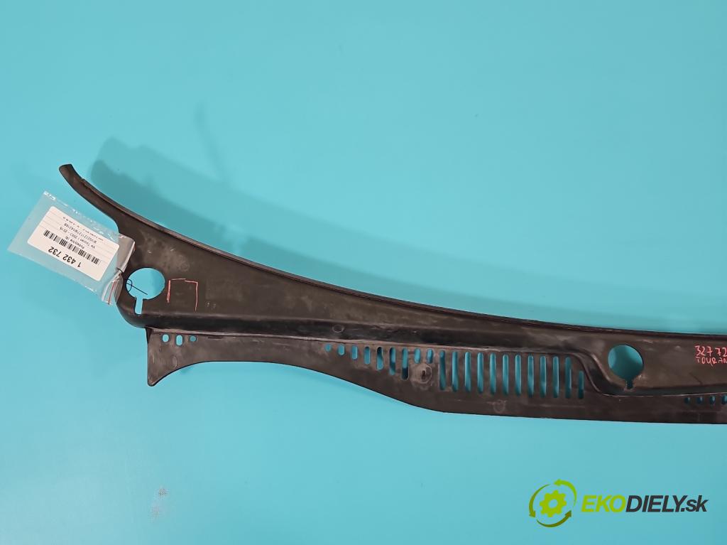 Vw Touran I 2003-2015 1.9 tdi 105 HP manual 77 kW 1896 cm3 5- torpédo 1K0819403 (Torpédo (plast pod čelným sklom))