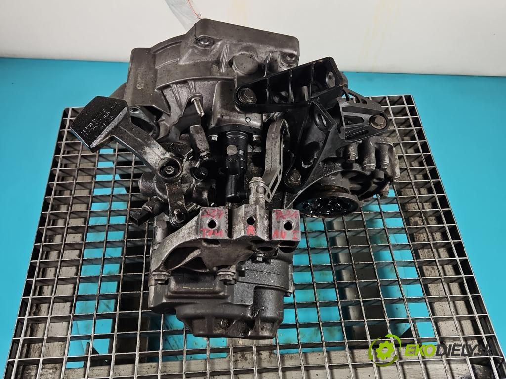 Vw Touran I 2003-2015 1.9 tdi 105 HP manual 77 kW 1896 cm3 5- prevodovka stupeň,rýchlosť manual JYK