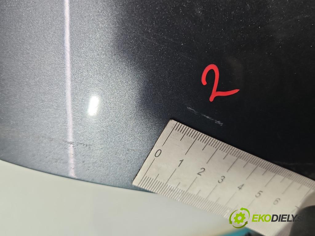 Vw Touran I 2003-2015 1.9 tdi 105 hp manual 77 kW 1896 cm3 5- zadní kufrové dveře  (Zadní kapoty)