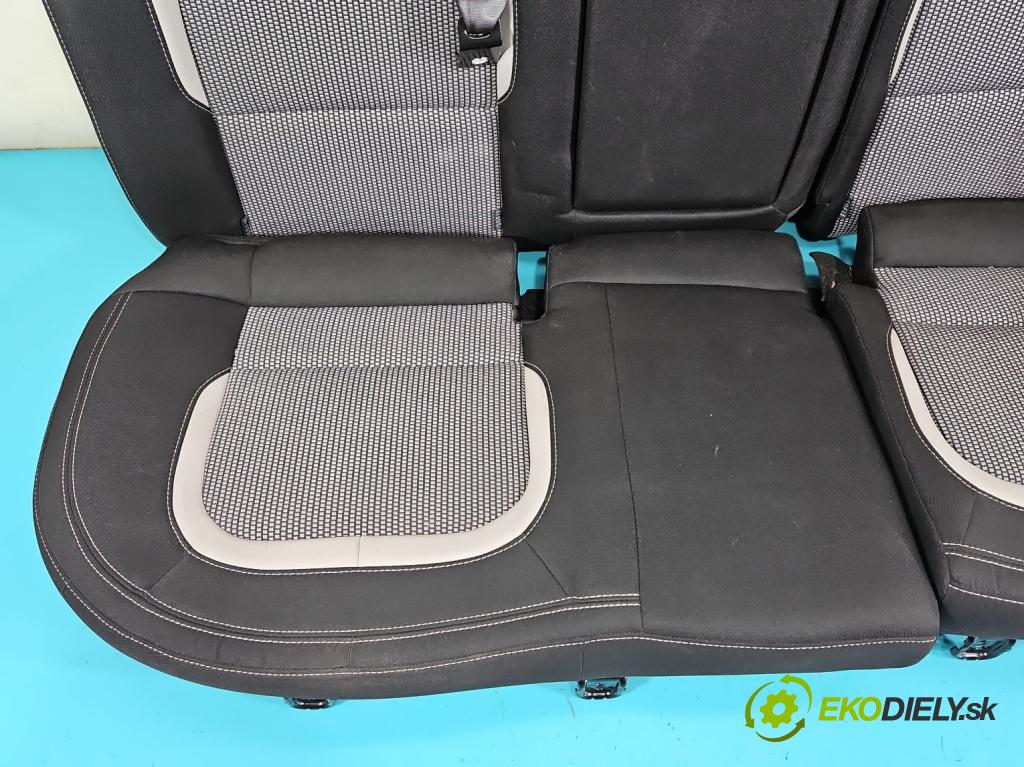 Kia Ceed II 2012-2018 1.6 GDI 135 HP automatic 99 kW 1591 cm3 5- Pohovka: zadné  (Sedačka, sedadlo)