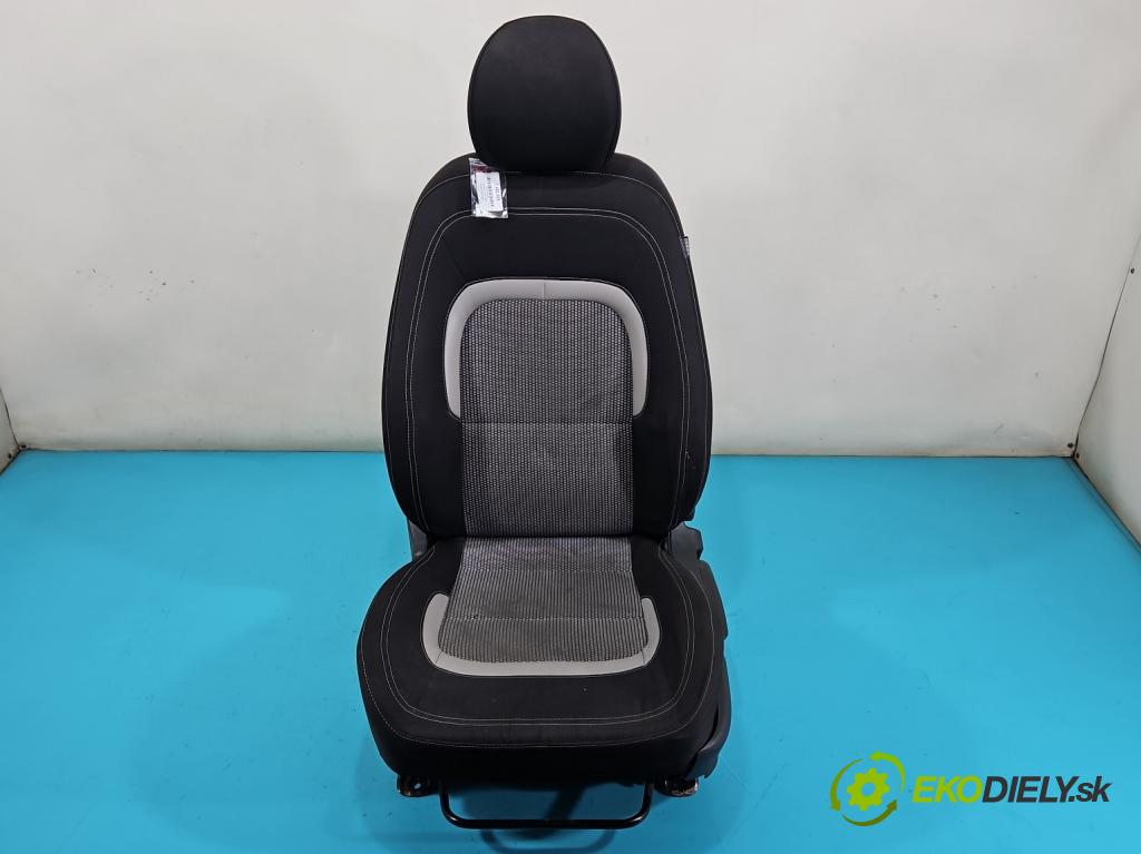 Kia Ceed II 2012-2018 1.6 crdi 110 HP manual 81 kW 1582 cm3 5- Sedačka ľavý  (Sedačka, sedadlo)