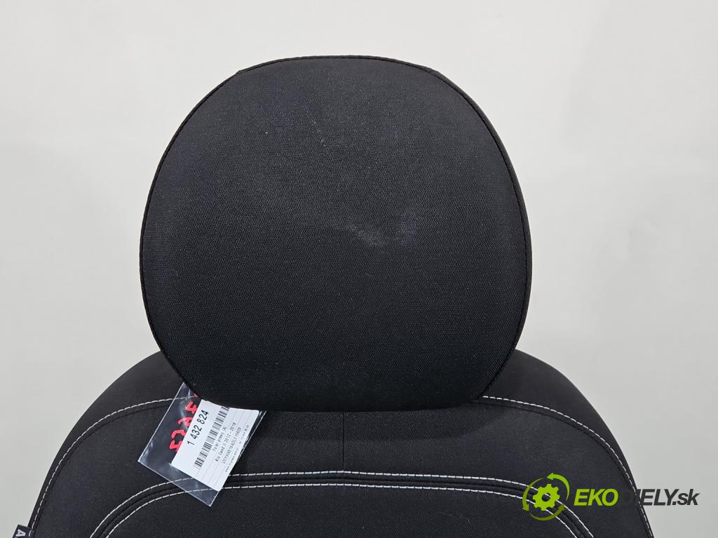 Kia Ceed II 2012-2018 1.6 crdi 110 HP manual 81 kW 1582 cm3 5- Sedačka pravý  (Sedačka, sedadlo)