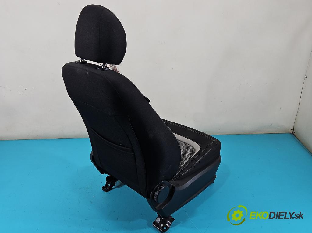Kia Ceed II 2012-2018 1.6 crdi 110 HP manual 81 kW 1582 cm3 5- Sedačka pravý  (Sedačka, sedadlo)