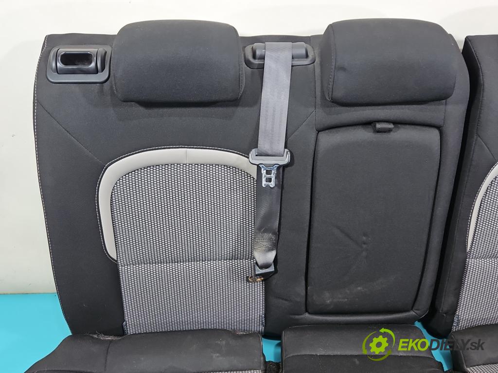 Kia Ceed II 2012-2018 1.6 crdi 110 HP manual 81 kW 1582 cm3 5- Pohovka: zadné  (Sedačka, sedadlo)