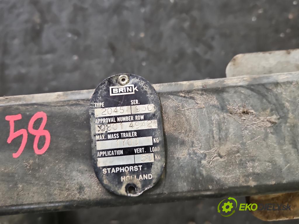 Kia Carnival I 1999-2005 2.5 24v 150 hp automatic 110 kW 2497 cm3 5- oko tažné  (Tažná zařízení)