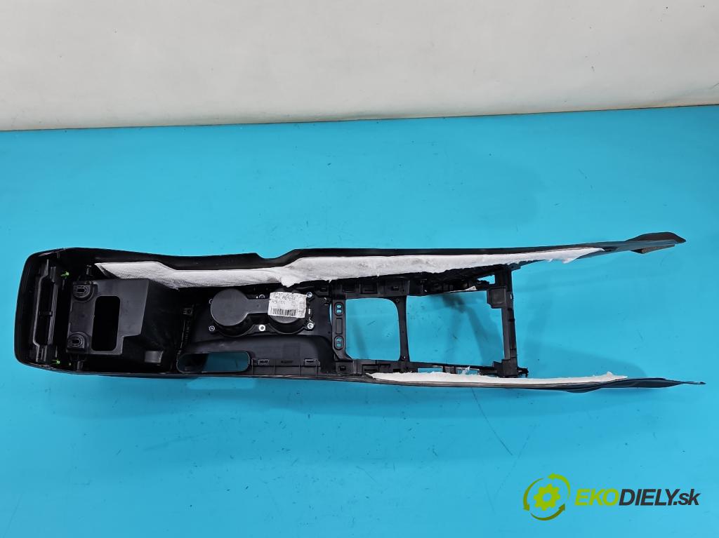 Kia Ceed II 2012-2018 1.6 GDI 135 HP automatic 99 kW 1591 cm3 5- operadlo 84651-A2000 (Lakťové opierky)