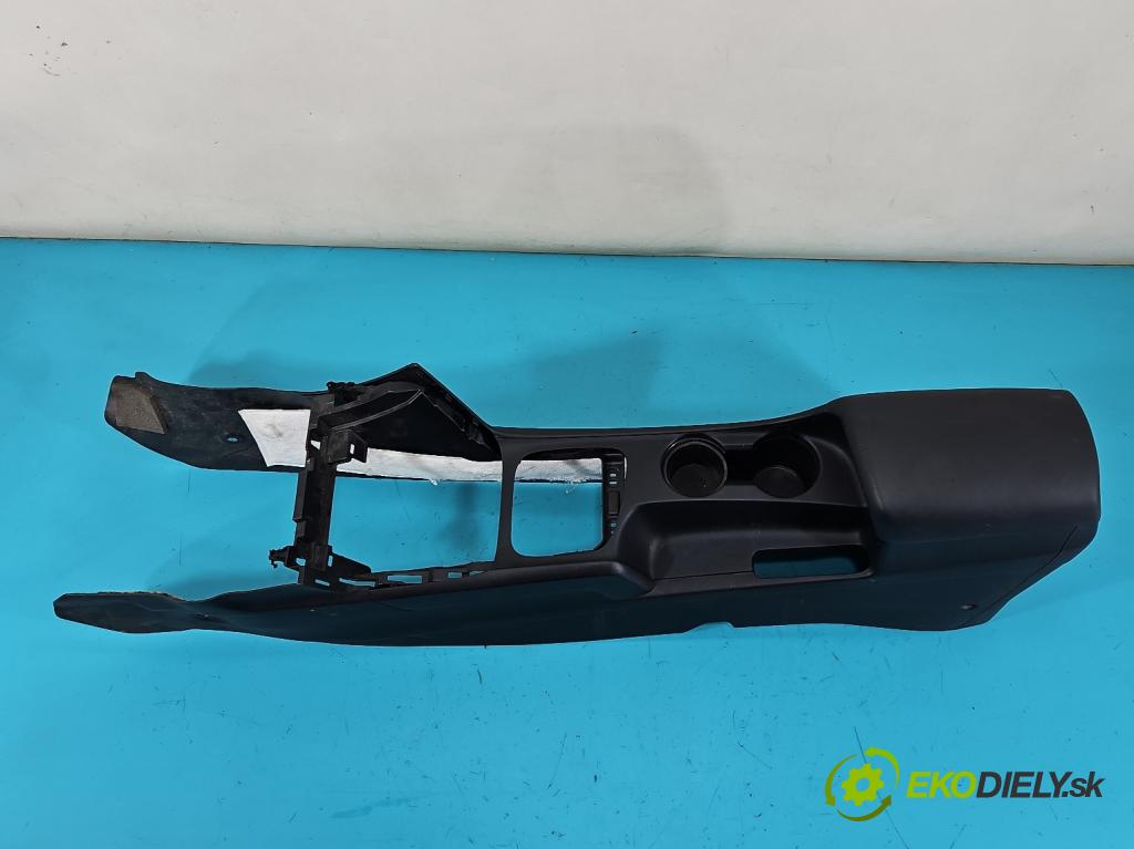 Kia Ceed II 2012-2018 1.6 GDI 135 HP automatic 99 kW 1591 cm3 5- operadlo 84651-A2000 (Lakťové opierky)