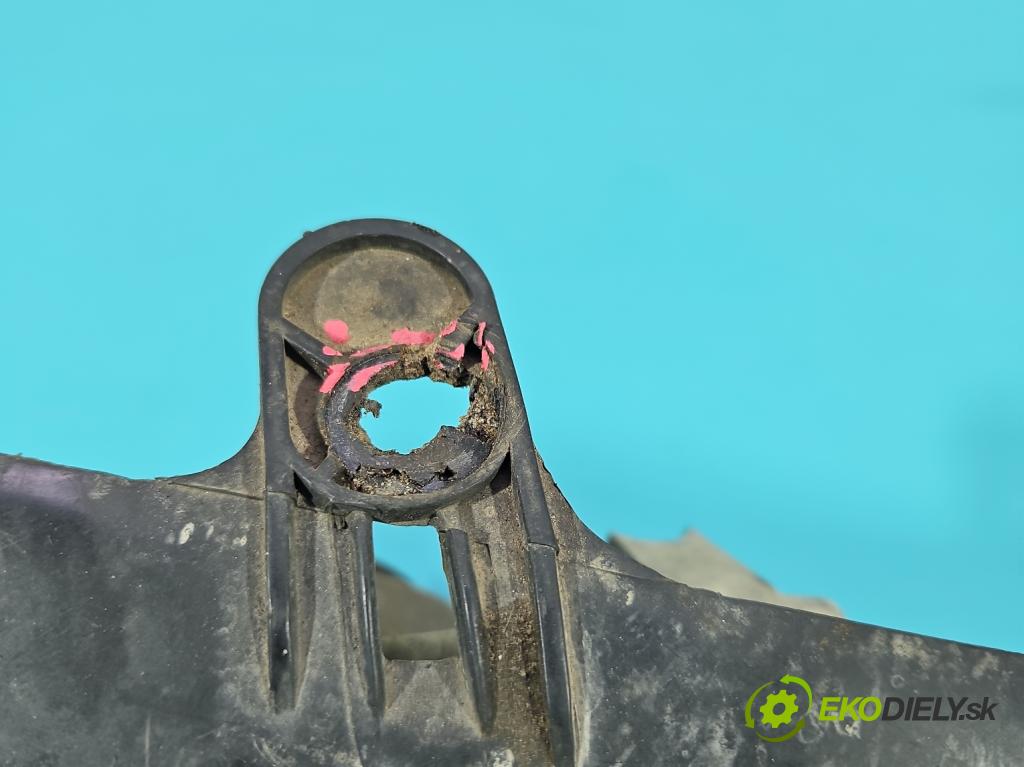 Peugeot Partner I 1996-2008 1.4 8V 75 HP manual 55 kW 1360 cm3 5- Reflektor: pravý  (Svetlo predné pravé)