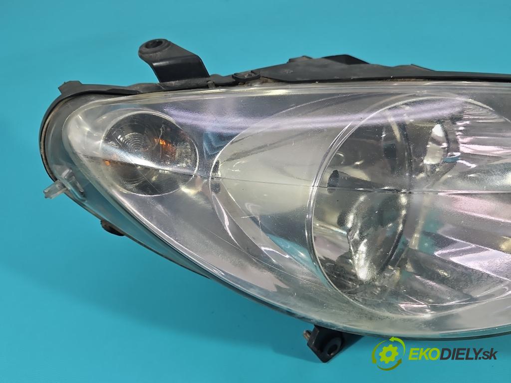 Peugeot 307 2.0 hdi 90 HP manual 66 kW 1997 cm3 5- Reflektor: pravý 9634369080 (Svetlo predné pravé)