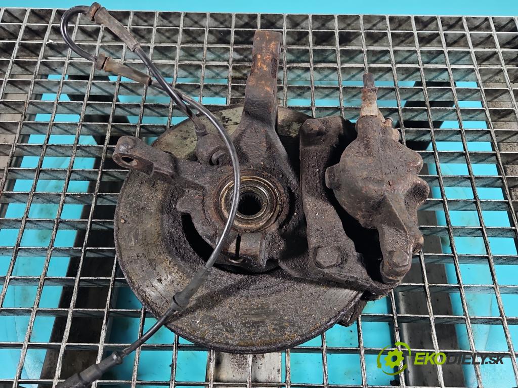 Renault Scenic I 1996-2003 1.6 16V 107 HP manual 79 kW 1598 cm3 5- náboj ľavé  (Náboj)