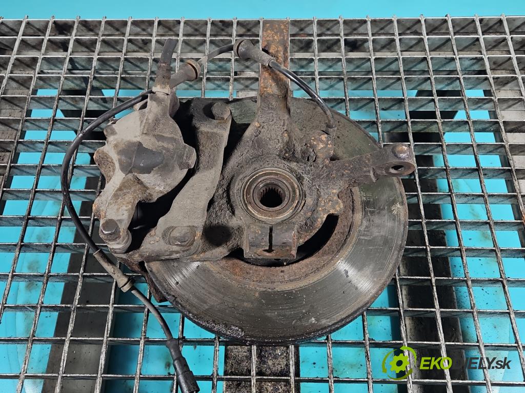 Renault Scenic I 1996-2003 1.6 16V 107 HP manual 79 kW 1598 cm3 5- náboj pravé  (Náboj)