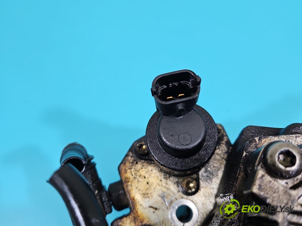 Peugeot 206 1.4 hdi 68 HP manual 50 kW 1398 cm3 5- čerpadlo vstrekovacia 0445010042 (Vstrekovacie čerpadlo)