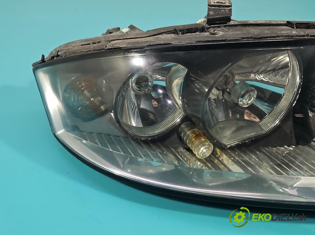 Audi A2 1.4 16V (AUA) 75 HP manual 55 kW 1390 cm3 5- Reflektor: pravý  (Pravé)