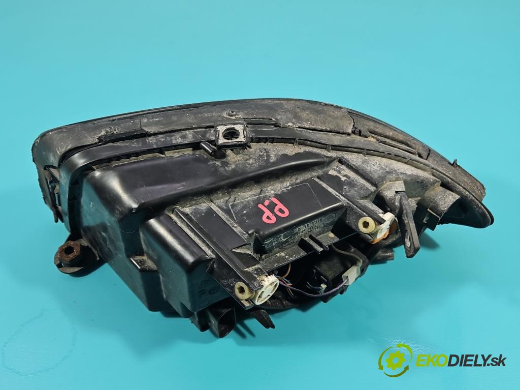 Audi A2 1.4 16V (AUA) 75 HP manual 55 kW 1390 cm3 5- Reflektor: pravý  (Pravé)