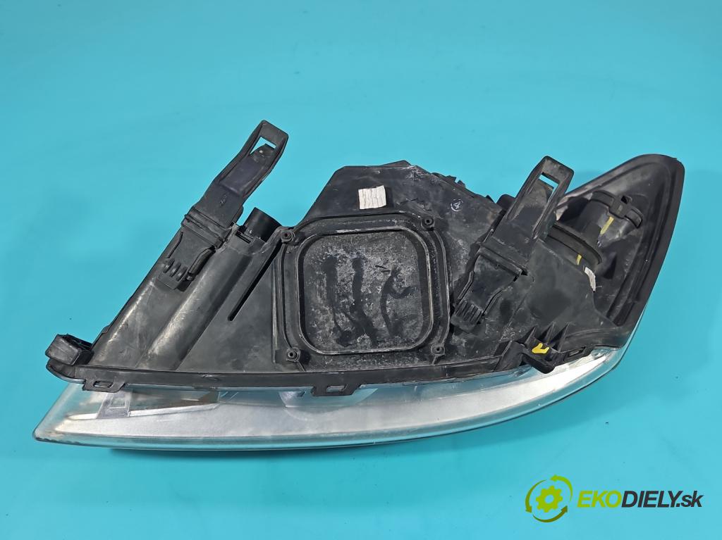 Ford Focus Mk2 2004-2011 1.6 tdci 90 HP manual 66 kW 1560 cm3 5- Reflektor: pravý 8M51-13W029-AF (Svetlo predné pravé)