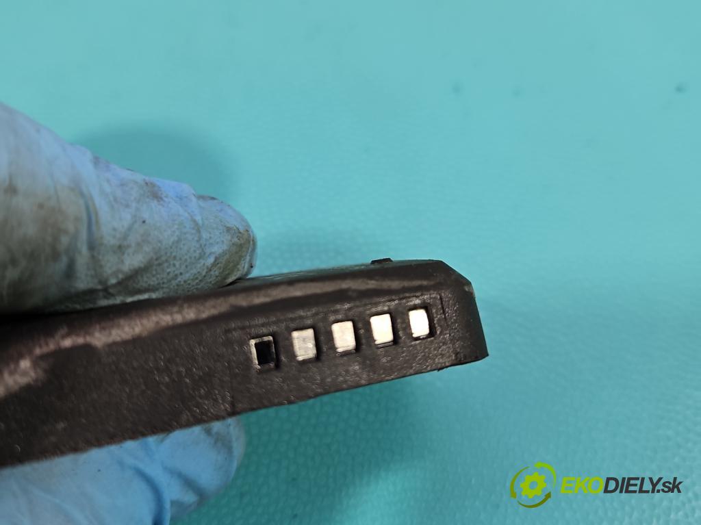 Kia Ceed II 2012-2018 1.6 GDI 135 HP automatic 99 kW 1591 cm3 5- snímač tlak: pneumatika 52933-A5100F (Snímač tlaku v pneumatike)