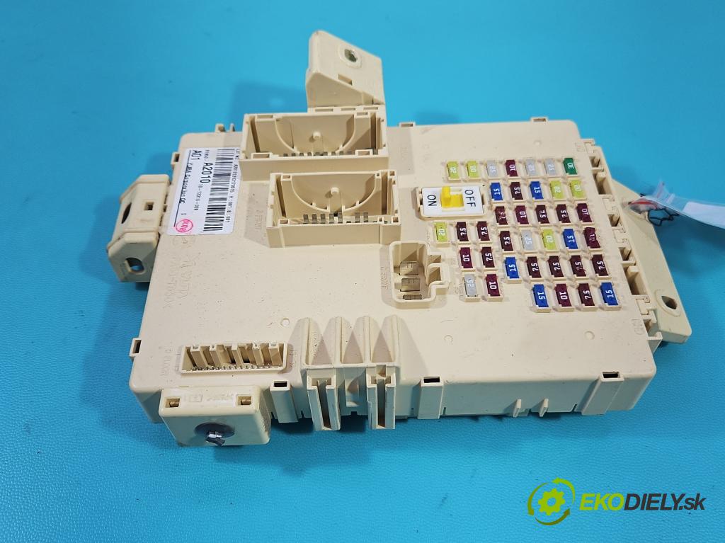 Kia Ceed II 2012-2018 1.6 crdi 110 hp manual 81 kW 1582 cm3 5- skříňka pojistková 91950-A2010 (Pojistkové skříňky)