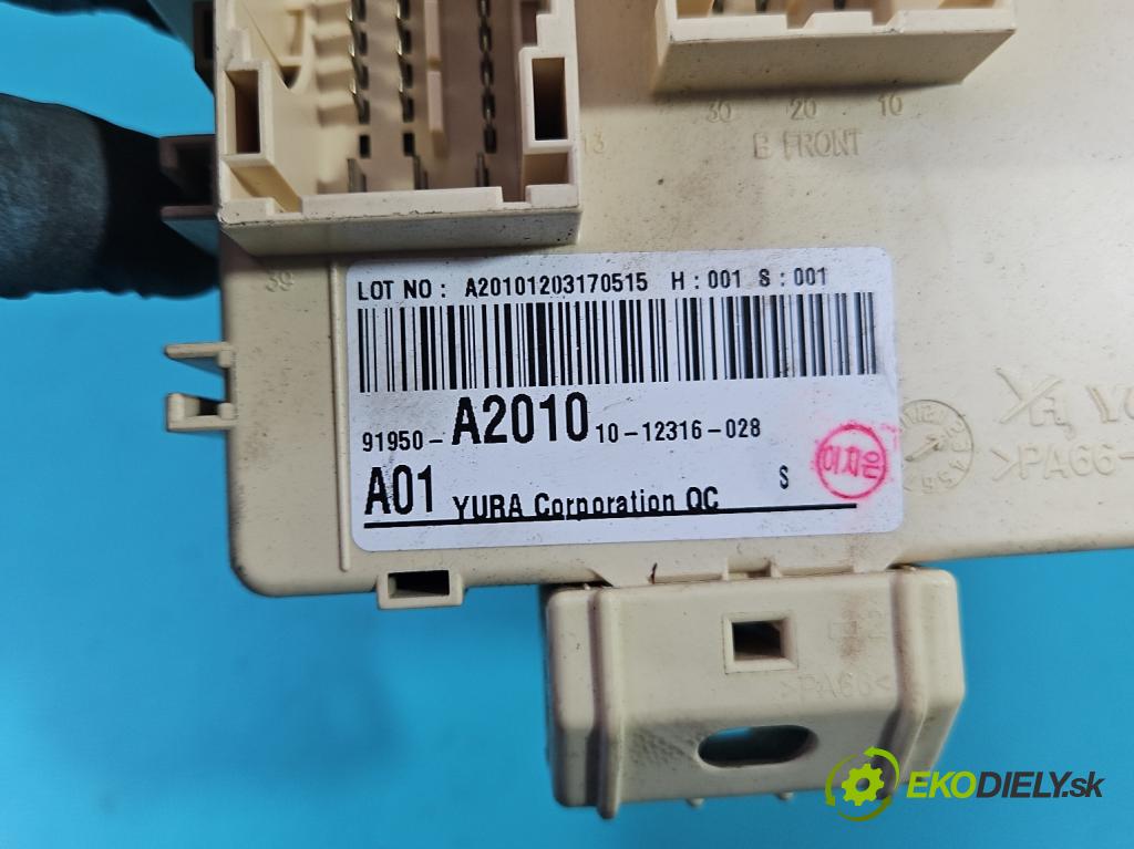 Kia Ceed II 2012-2018 1.6 crdi 110 hp manual 81 kW 1582 cm3 5- skříňka pojistková 91950-A2010 (Pojistkové skříňky)