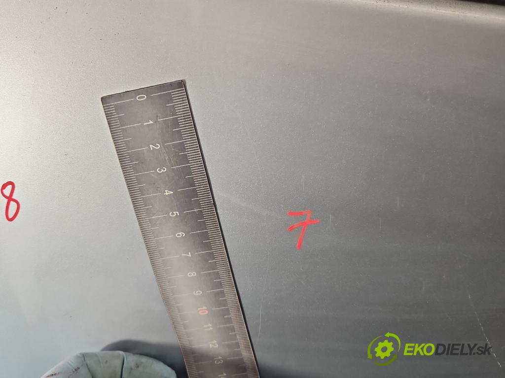 Opel Meriva A 2002-2010 1.6 16V 105 hp manual 77 kW 1598 cm3 5- zadní kufrové dveře  (Zadní kapoty)