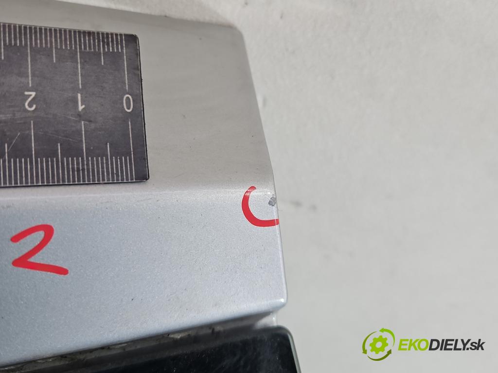 Opel Meriva A 2002-2010 1.6 16V 105 hp manual 77 kW 1598 cm3 5- zadní kufrové dveře  (Zadní kapoty)