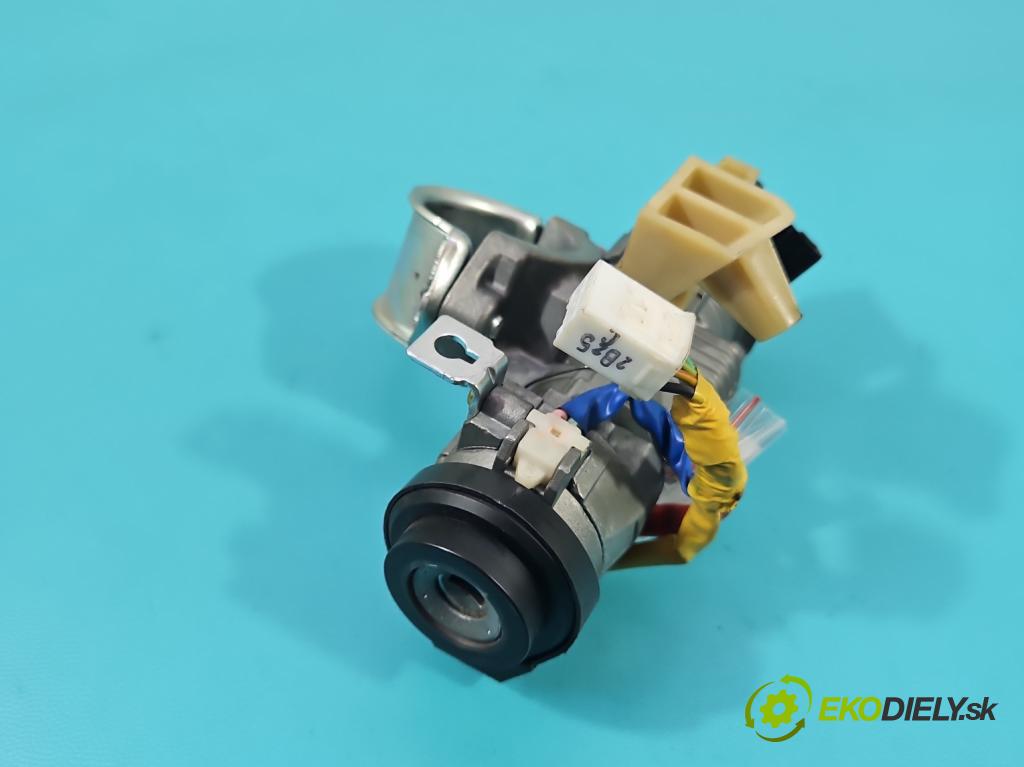 Kia Ceed II 2012-2018 1.6 crdi 110 HP manual 81 kW 1582 cm3 5- Spínačka  (Spínacia skrinka)