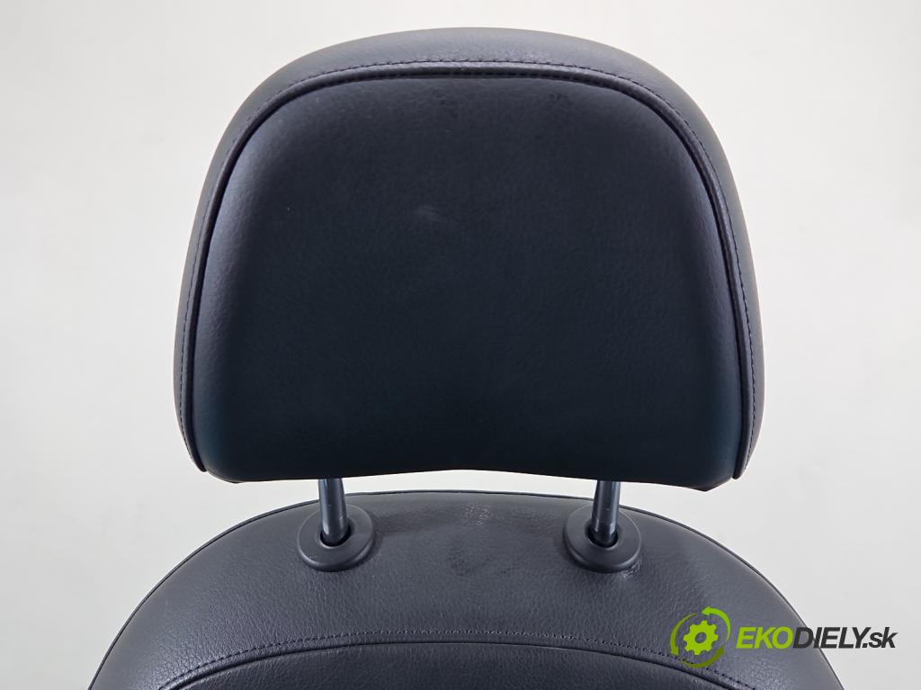 Audi A4 B8 2007-2015 2.0 TFSI 211KM automatic 155 kW 1984 cm3 5- Sedačka ľavý  (Sedačky, sedadlá)