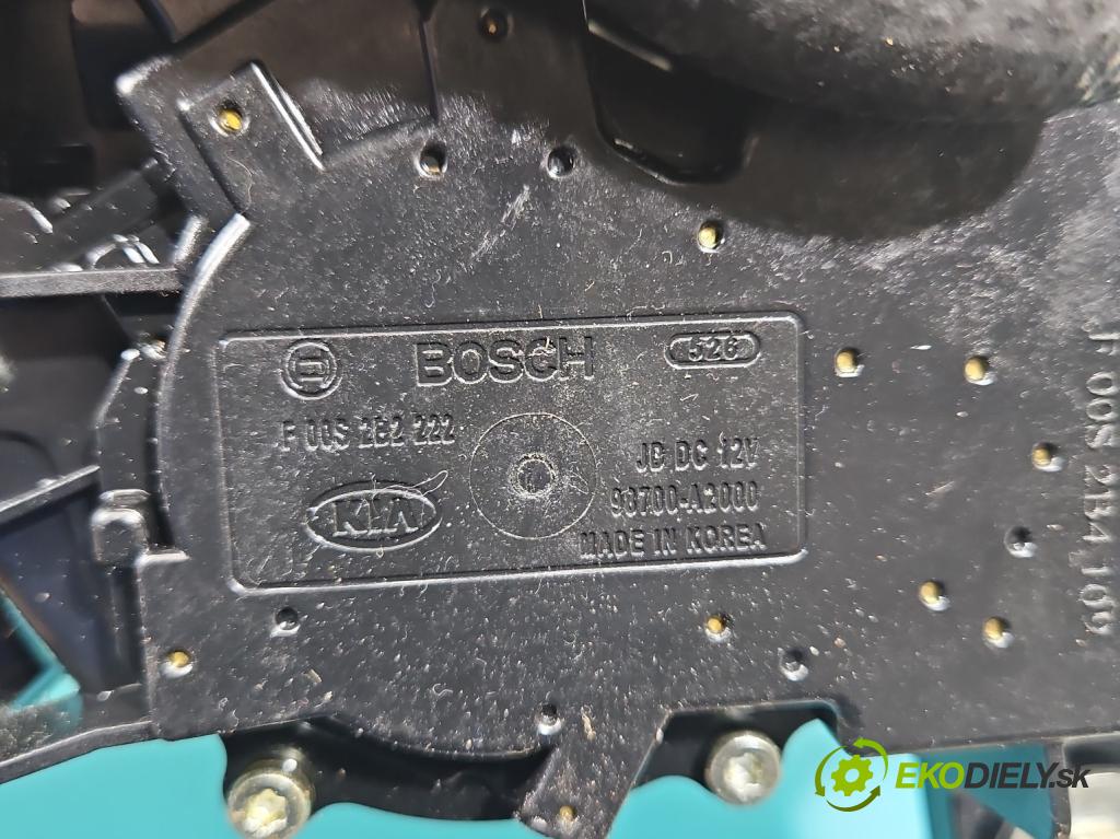 Kia Ceed II 2012-2018 1.6 crdi 110 hp manual 81 kW 1582 cm3 5- motor stěrače zadní 98700-A2000